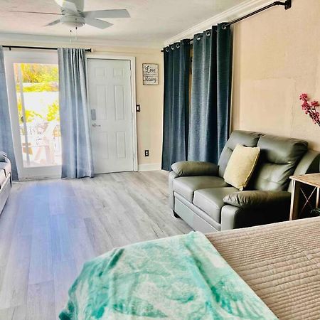Cozy 2 Bedrooms Home By The Water Cape Coral Dış mekan fotoğraf