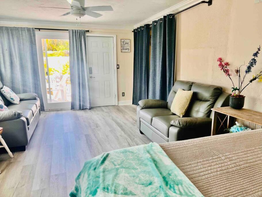 Cozy 2 Bedrooms Home By The Water Cape Coral Dış mekan fotoğraf